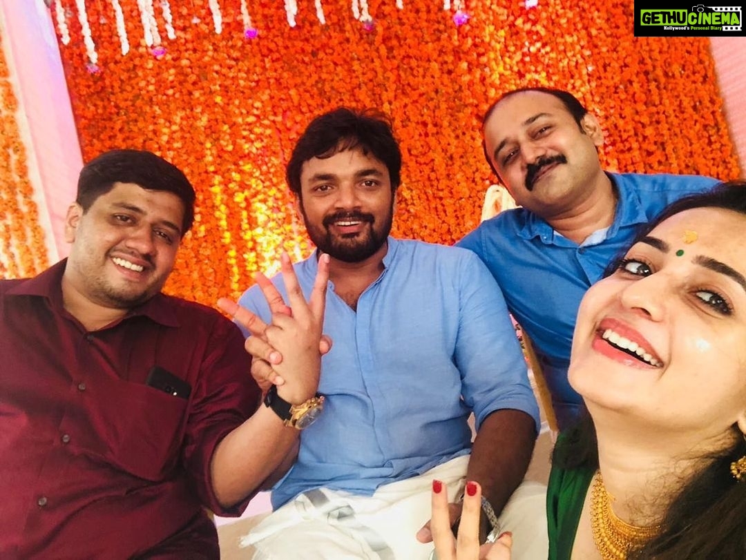 Bhama Instagram - #throwback #June #2019 #my big bros🎨