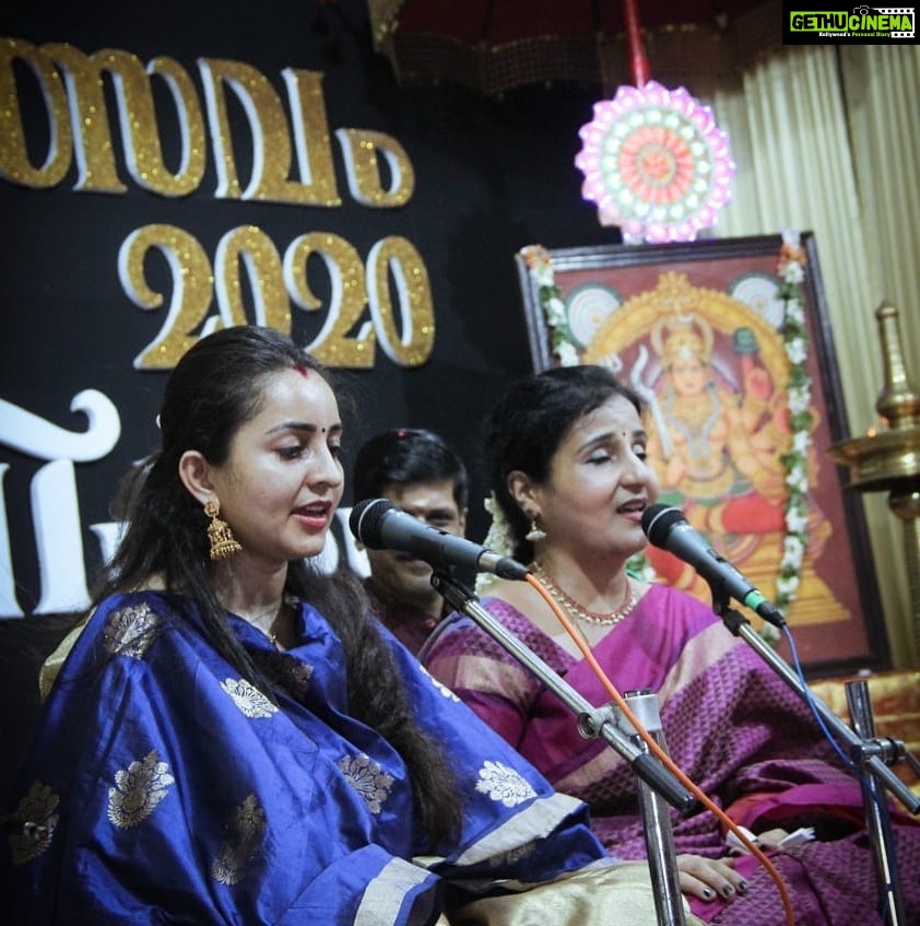 Bhama Instagram - sangeetholsavam @thirumandhamkunnu
