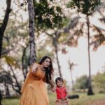 Bhama Instagram - @t.and.msignature @tiyaneilkarikkassery @shabnam_mehendi_kochi @shibin4865 @sainu_whiteline