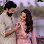 Bhama Instagram - Sharing our engagement photos to you all my dears💍 (2019) All Prayers&Blessings needed Much Love 💕 Thank u so much @t.and.msignature 💍 @tiyaneilkarikkassery 💍 @sainu_whiteline 💍 Ramada Resort Kochi