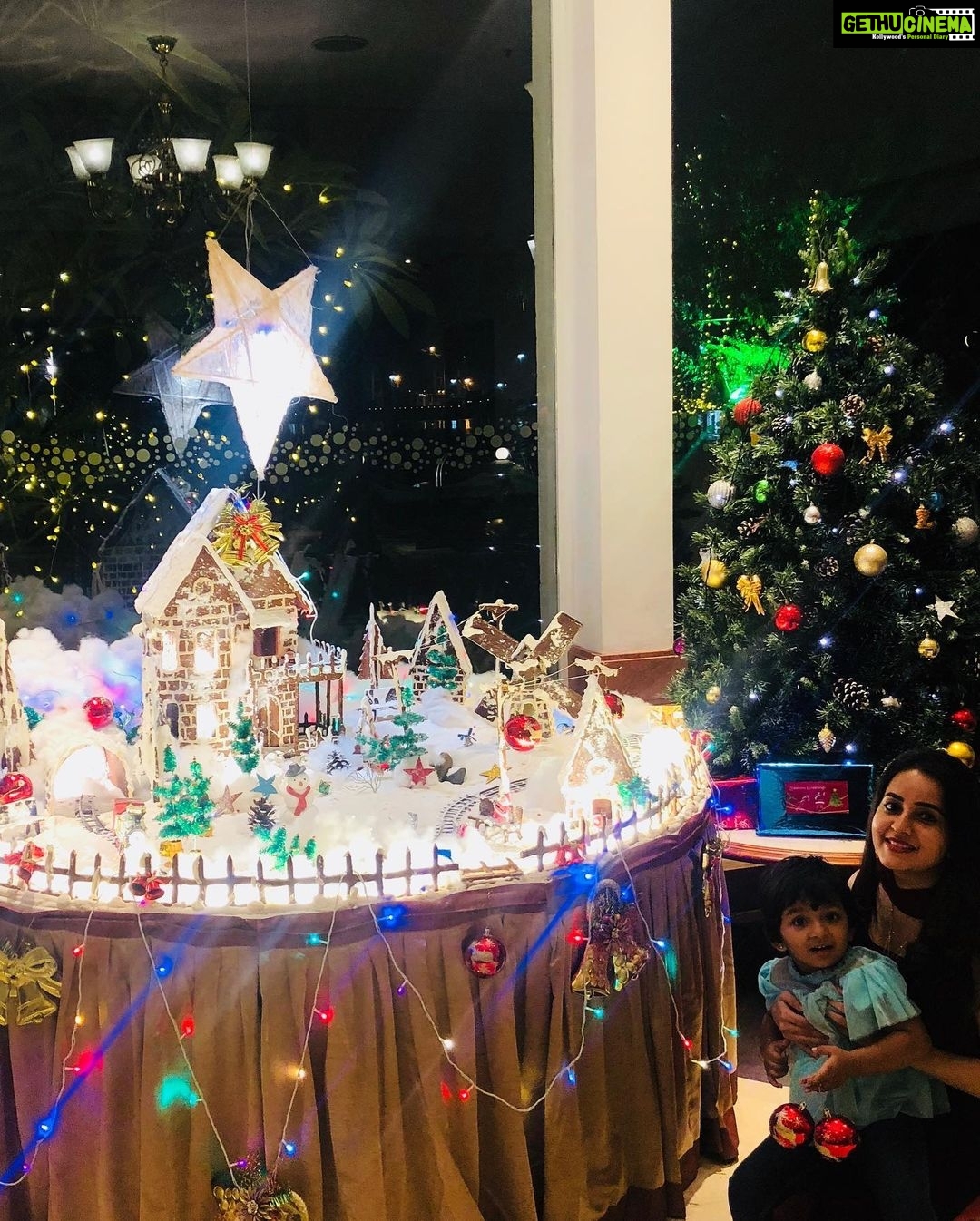 Bhama Instagram - 🧚♀️December #stay blessed Taj Malabar Resort & Spa, Cochin