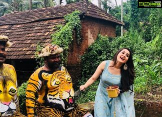 Bhama Instagram - @khajuraho_boutique_ 😍