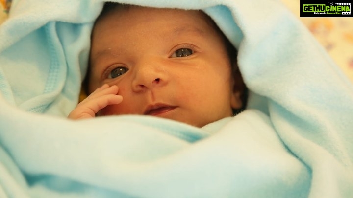 Bhama Instagram - #my niece #baby boo# #1 month old ♥️#2017#Her Mema’s photography 😛😊