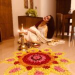 Bhama Instagram – Onam ❤️

#Family #Cochin #Baby’s First Onam #8Month old 💝