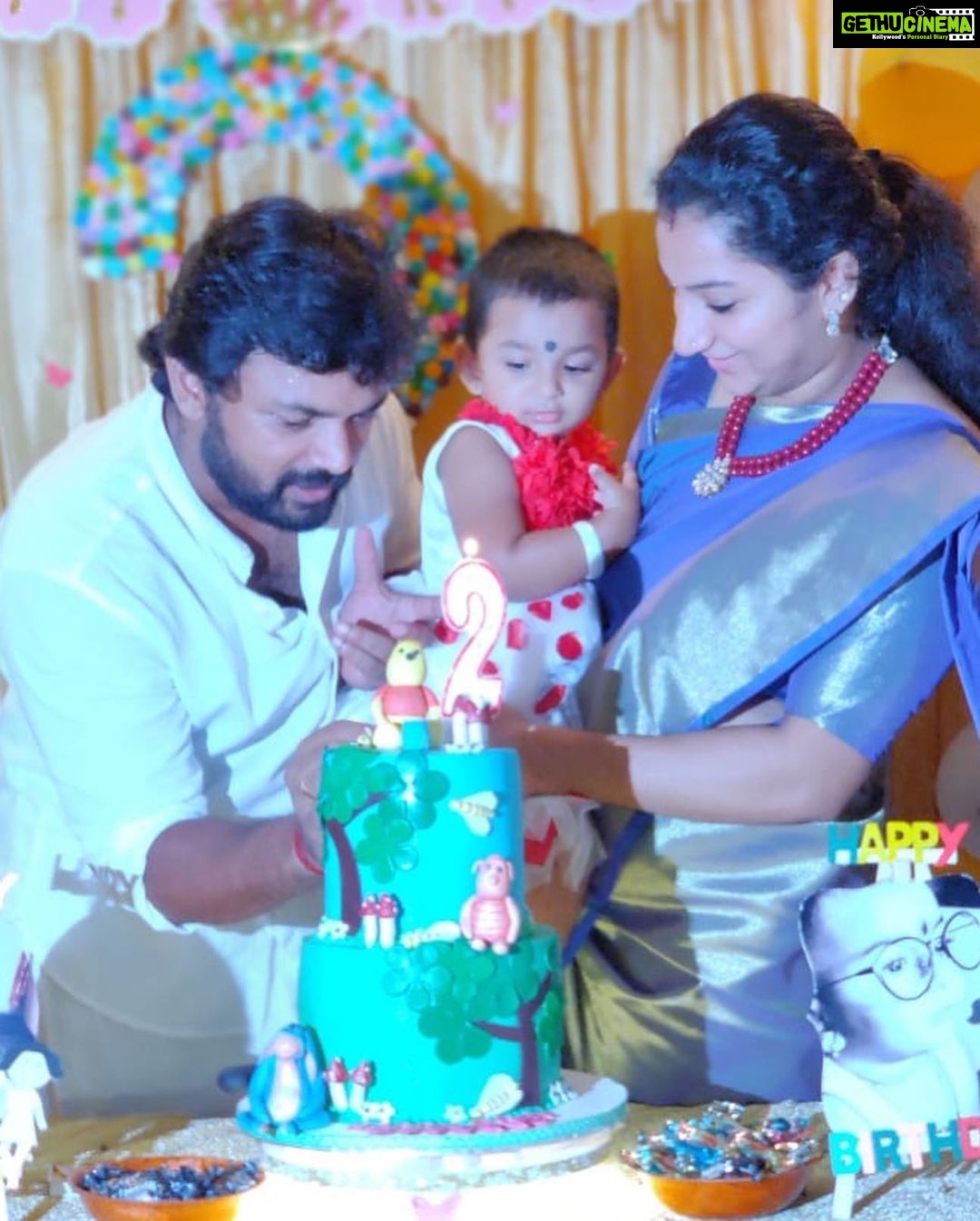 Bhama Instagram - #my niece # Aaradhya # turned 2 years old #B’day celebration 💃😇#family #love #everything Aleppey