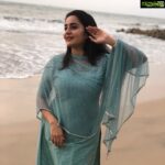 Bhama Instagram - Wearing @jazaash_ 💙 #insta pic #jazaash Ishtam#sea shore #baby blue Trivandrum, India