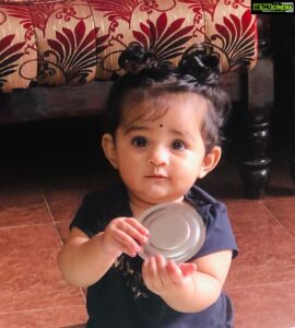 Bhama Instagram - MERRY CHRISTMAS TO ALL♥️ From Gauri & Family