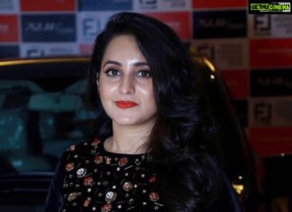 Bhama Instagram - The black color will never go out of style 🧚‍♀️ #black velvet @anna_mary_cherian @mira_by_ann Crowne Plaza Kochi