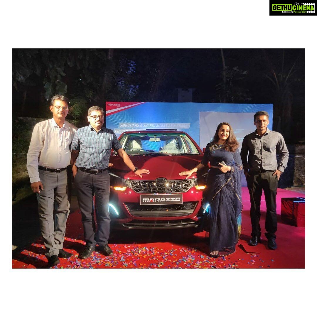 Bhama Instagram - #Mahindra #Marazzo #launch event #ktm Wearing- @maria.tiya.maria 💜@tiyaneil Kottayam