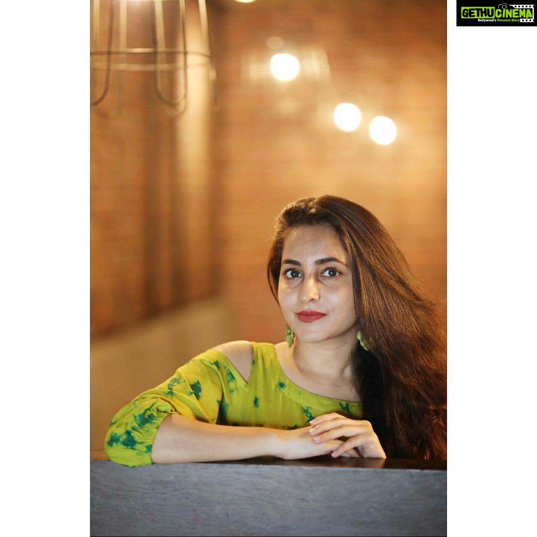 Bhama Instagram - Thank u Vineeth&Anju😇 @vineethnair86 😍