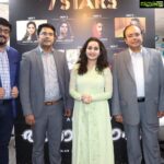 Bhama Instagram - #Team radio suno #First anniversary celebration💝 #radio suno 91.7fm #wearing @anjali_varma_official @anjaliivarma Qatar