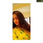 Bhama Instagram - Love the life you live. Live the life you love 💫