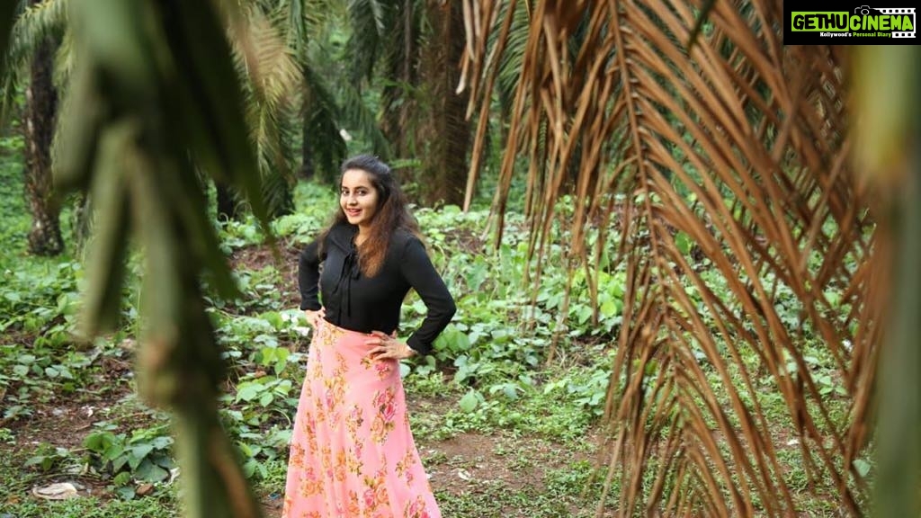 Bhama Instagram - Wherever You Are,And Whatever You Do, Be In Love!!!🌸