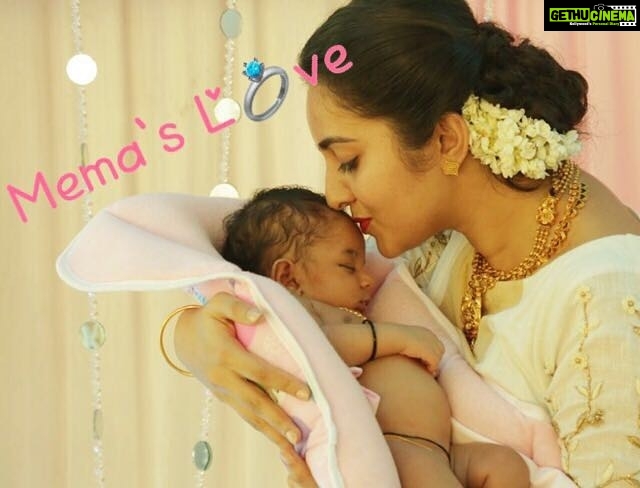 Bhama Instagram - Her little Aunt😇 💠niece 💠function 💠family