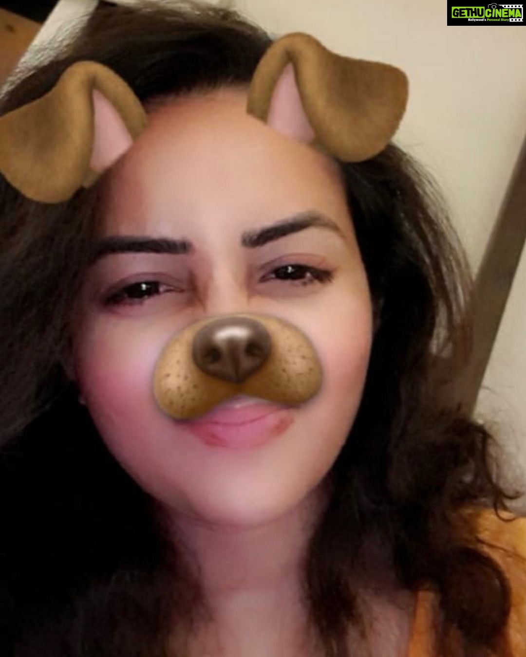 Bhama Instagram - #lockdown days #home#stay safe&healthy #have fun 🤓👱♀️