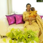 Bhama Instagram - Baby boo with her Amma 😄💜 #my click #second sis #niece #family