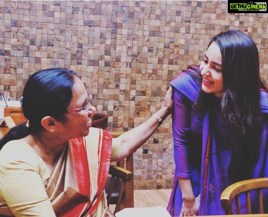 Bhama Instagram - We will dearly miss you teacher ❤️