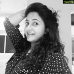 Bhama Instagram - Chin up buttercup🍉🍓