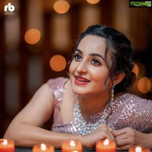 Bhama Instagram - #New Pics 😇
Thank you @rejibhaskar_ 💙
@sajithandsujith 💙
@aanunobby 💙
@planetjewel 💙