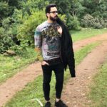 Bharath Instagram - Keep it simple !!! Shoot in progress !! Sometimes it’s nice to work even on Sunday’s too 😁#sundayvibes 😀
