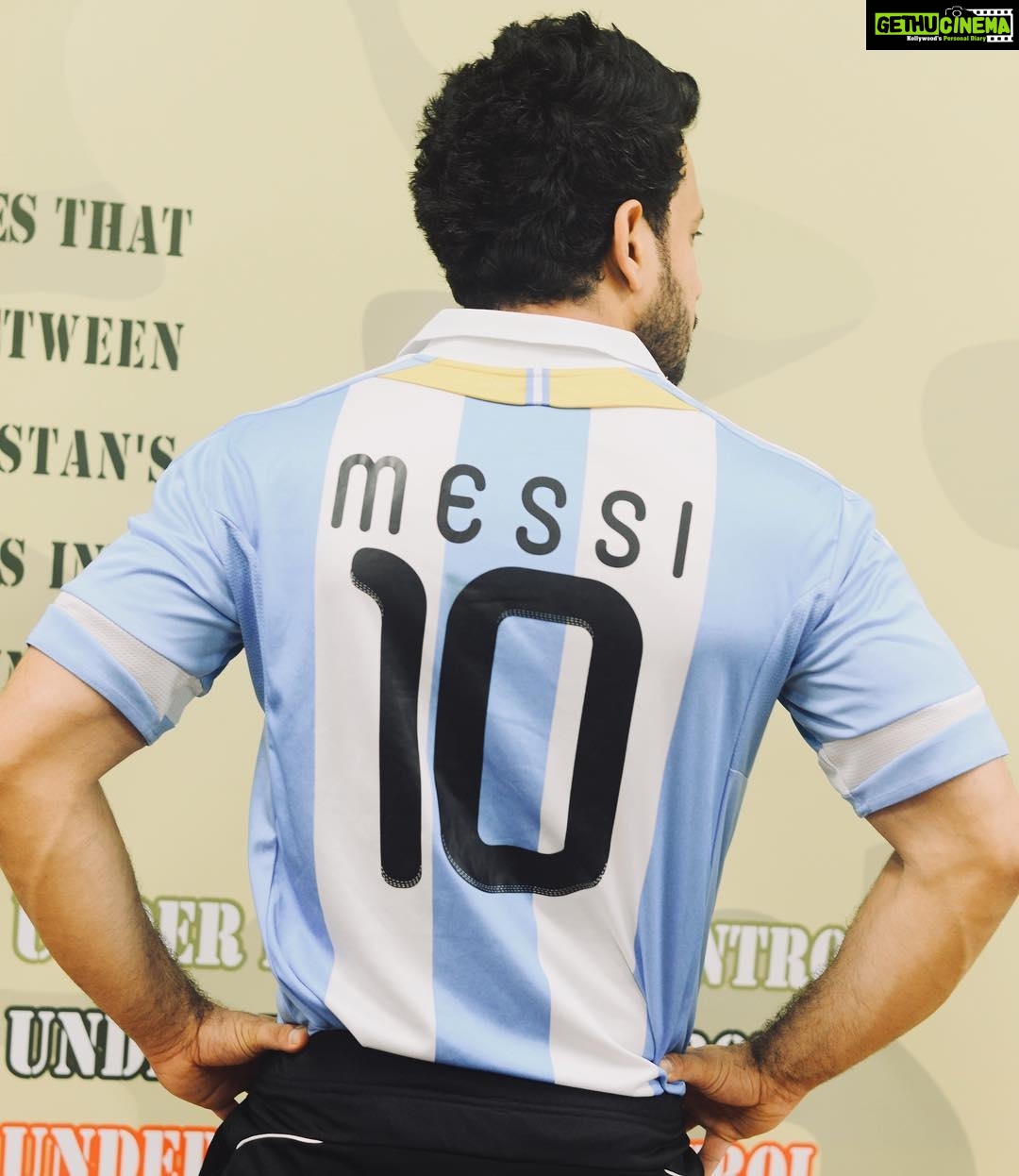 Bharath Instagram - Argentina taking on their first match today !! Messi fever !! #worldcup #messi #loveforfootball