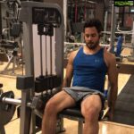 Bharath Instagram - To all people who been asking me about my workout regarding legs or rather few people commenting as chicken legs here is the ANSWER !! I do defntly concentrate on my legs classes too but with a moderate weight as it shud not hinder in my dancing fluency !! 💪🏻💪🏻😁