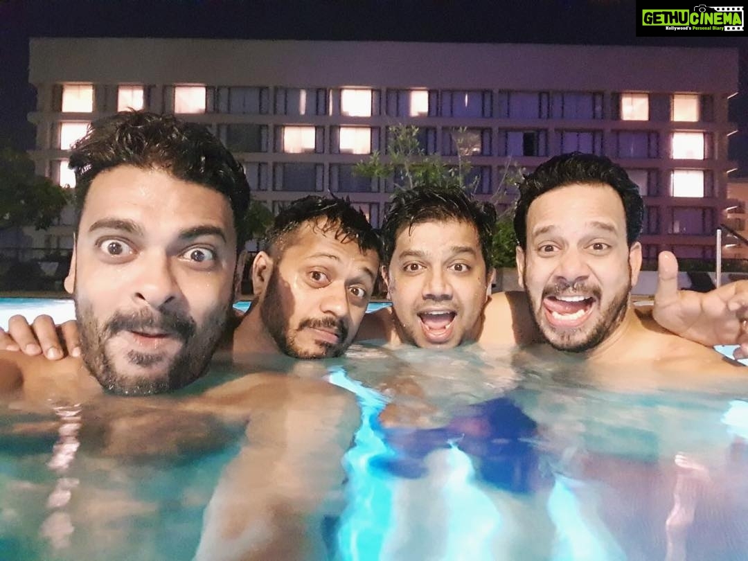 Bharath Instagram - Shit we thought thatβs a funny face pic !! But f****ng bad faces ππππ€π€ͺπ€ͺ. Colombo diaries !! βοΈπ Bentota