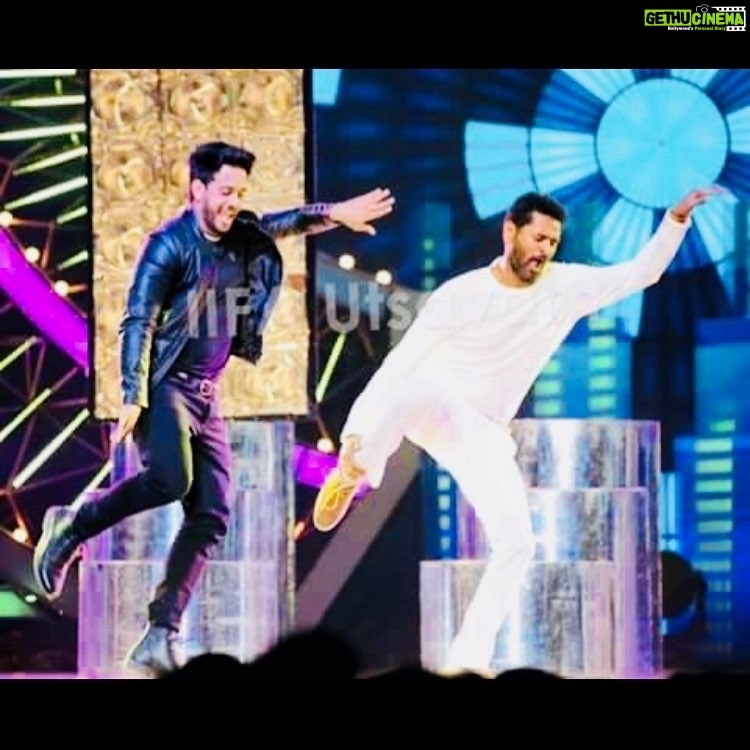 Bharath Instagram - Wishing our Indian pride king of dance Prabhudeva master a very happy birthday !! 🤗🤗😃🎂