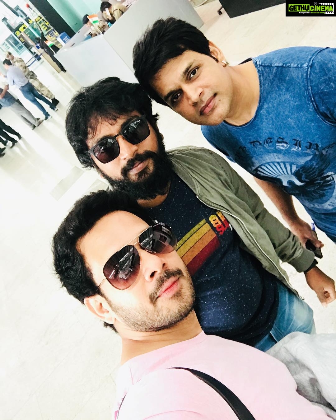 Bharath Instagram - Off to Jaipur !! Best buddies !! 😁#bestfriends #shooting #jaipur #pinkcity