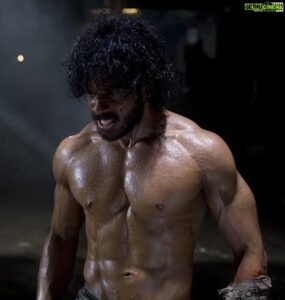 Bharath Instagram - Flashback Friday !! One of my best film in my career !! “555”. Six pack motivation 😜#sixpacks #flashbackfriday #nostalgic #fitness