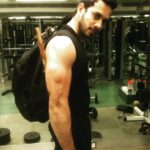 Bharath Instagram - Trying to be a warrior always !! 🙅‍♂️Never give up !!💪🏻#staystrong #postivevibes #gym #dance