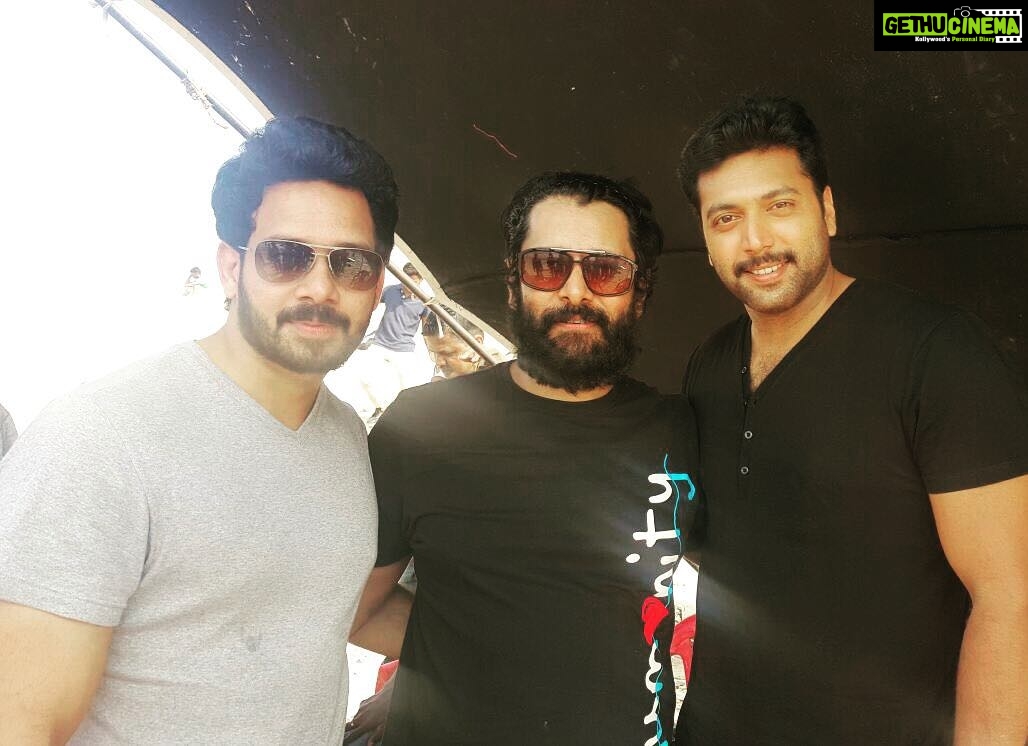 Bharath Instagram - Spirit of chennai shooting spot !! Glad the whole industry is coming together for the spirit of chennai:) thanks to Vikram sir👏🏻😄