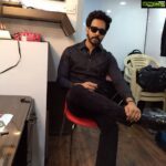 Bharath Instagram - Waiting waiting waiting fr the shot #Simba !! Nite shoot super fun !!
