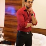 Bharath Instagram - 👓👓#yakkaithiri #lastday #mondaymood #nerdy #teasercomingsoon