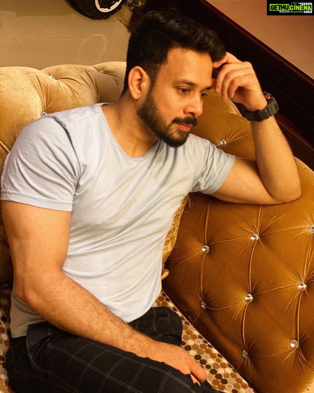 Bharath Instagram - Lost in my own world !! #blankspace #sundayvibes