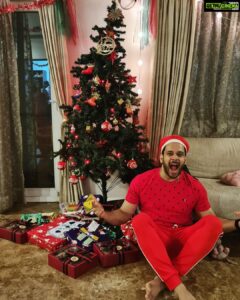 Bharath Instagram - Xmas party just started !! 🎄 🎅#innercircle