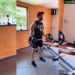 Bharath Instagram - 💪🏻💪🏻💪🏻😁😁#homegym #fitnessforlife #happywednesday