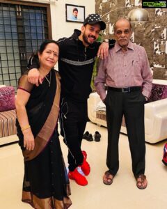 Bharath Instagram - Happiness is when you shop for your parents !! #reliving #memories #truesouls #parentslove #diwalimood