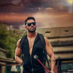 Bharath Instagram - Reposting the same post with a bit of my own edit !! 😁One of the best shot captured by @redboxphotography.. Thanks @siva.worldgym for helping me sculpt a great physique !! Happy weekend all !! #quarantine #repost #fitness #weekend #saturdayvibes