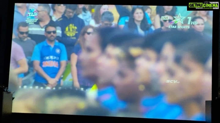 Bharath Instagram - Go Girls !! Big day and proud moment fr all of us !! Get the World Cup back home girls !! Happy international women’s day !! #morepowertowomen