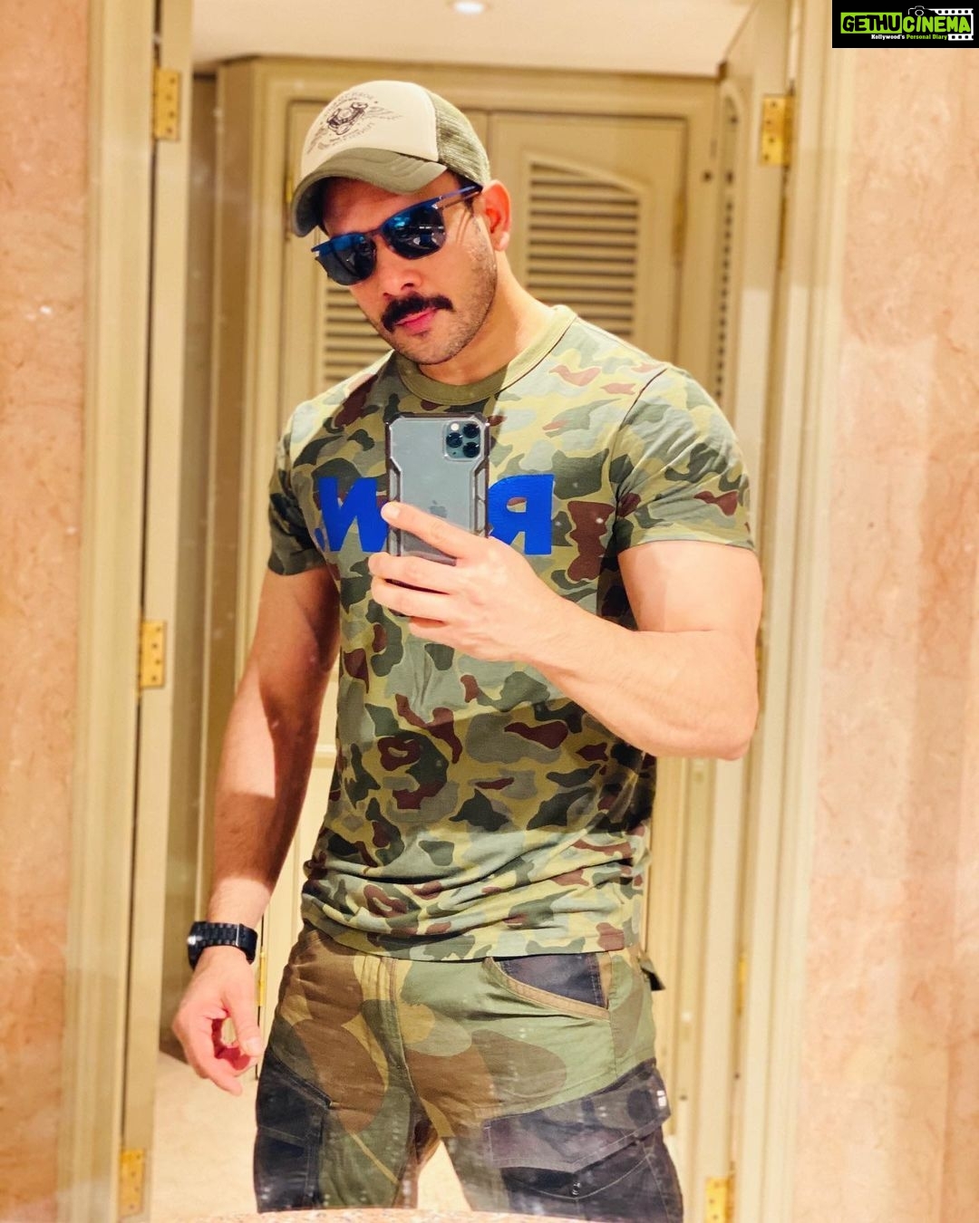 Bharath Instagram - Completely Camouflaged !! 😉