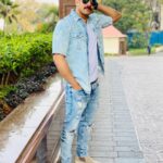 Bharath Instagram - It’s Sunday and yes I’m shooting today too hence this confused face !! 🤣🤩🤦🏻‍♂️Denim love !! Taj Lands End, Mumbai