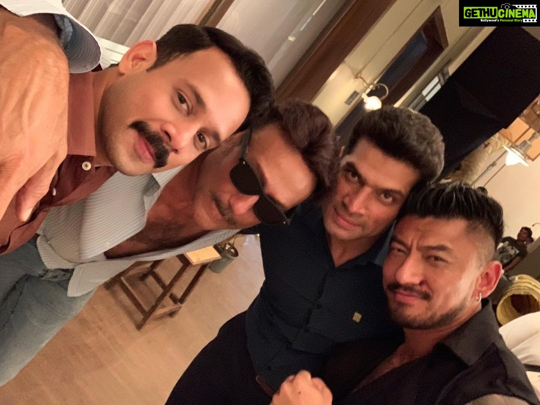 Bharath Instagram - Pleasure working with this ace master Jackie Saab !! Happy us in the sets of Radhe !! #radheeid2020 #happy #actorslife #smiles Mehboob Studio