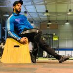 Bharath Instagram - “Don't just chase your dreams, overtake them. Thanks @mahendranactorofficial for the lovely click .#mondaymotivation #positivity
