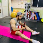 Bharath Instagram - Core and abs day !! 😤🤯 FAME CLUB - Physio Fitness