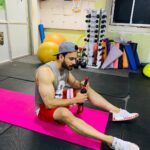 Bharath Instagram - Core and abs day !! 😤🤯 FAME CLUB - Physio Fitness