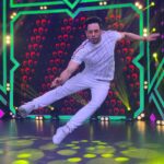 Bharath Instagram - Swinging mode !!! Love for dance !! 😀 Trivandrum, India