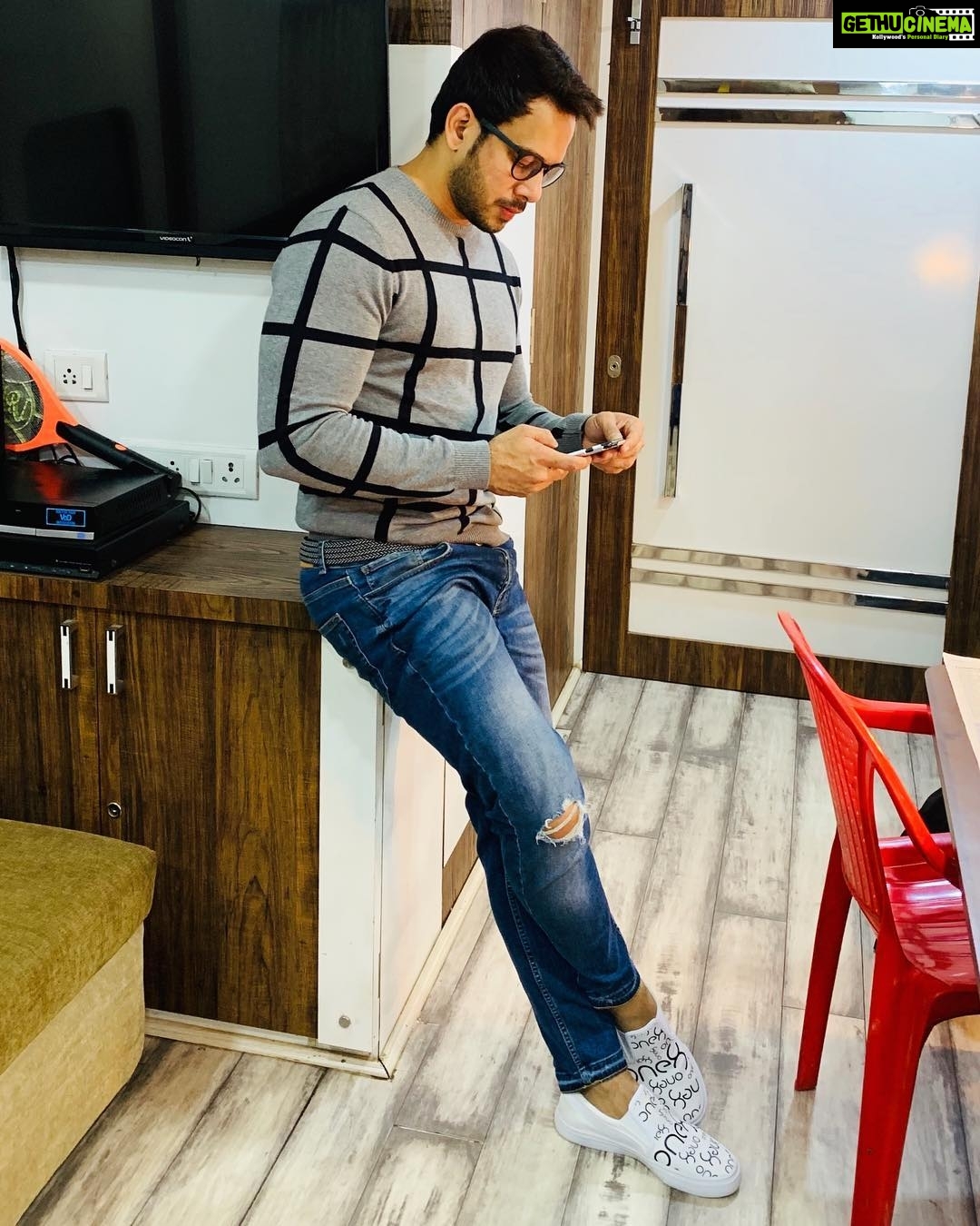 Bharath Instagram - Mrng all !! #shooting #tuesdaymotivation #actorslife