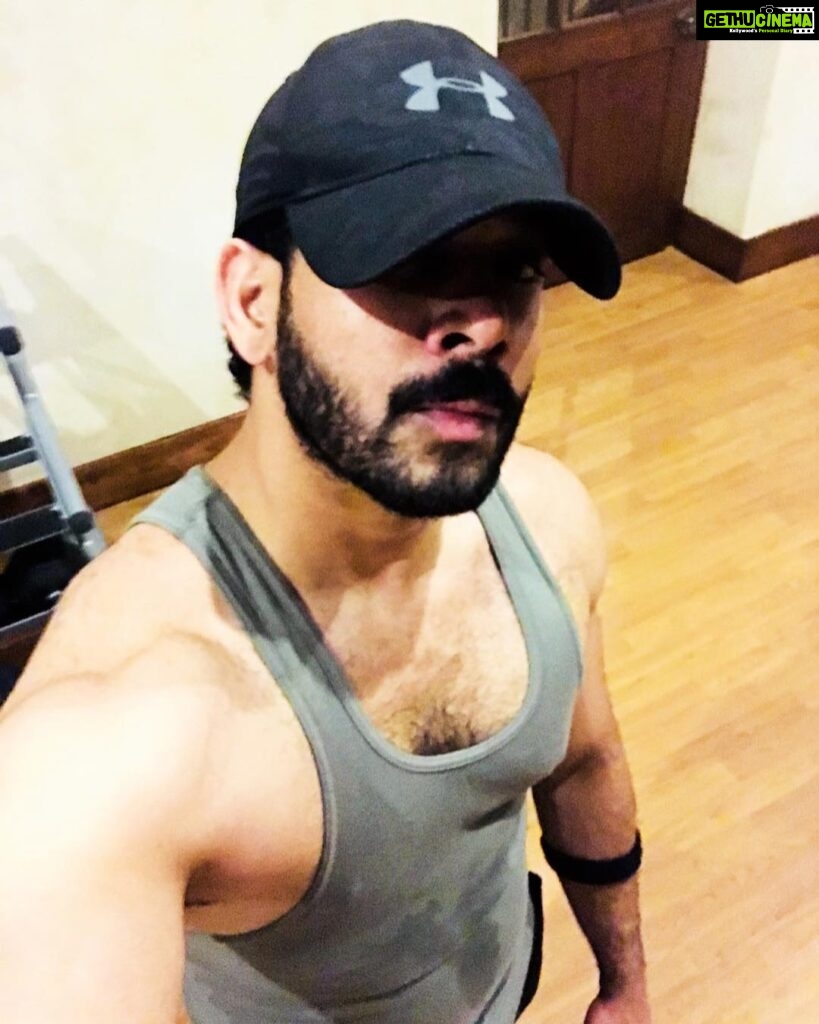 Bharath Instagram - Trying to cope up besides hectic shoot !!! Fabulous ...