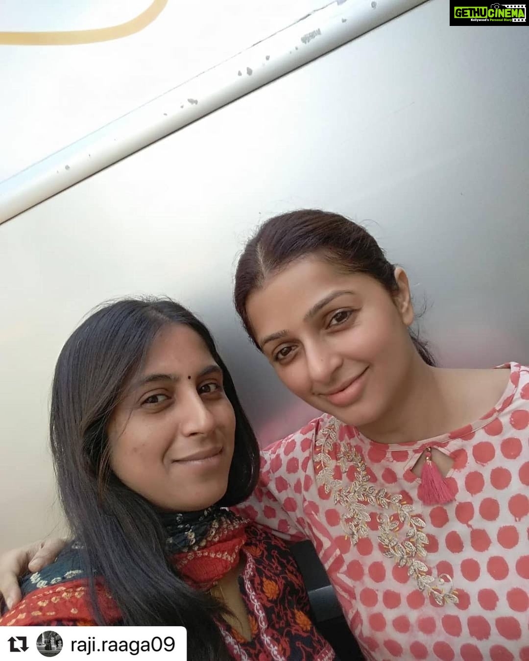 Bhumika Chawla Instagram - Thank you Rajni for your kind words š you know I truly admire and love you #Repost @raji.raaga09 with @make_repost ć»ć»ć» I feel very privellaged to be doing the work that I do for introducing me to some very special people in my life. dear bhumikamam, happen to be the best of that lot! I couldn't be more honest when I said that you inspire me..... So to this postive ray of sunshine, I would like to wish a very very happy birthday on her special day! Many cheers and love to you mam @bhumika_chawla_t Yours truly, An admirer š¤šš„°